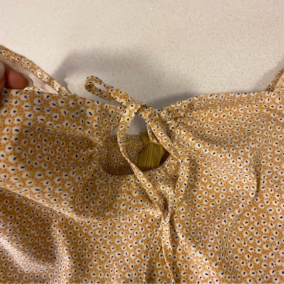 Princess Polly summer dress - Picture 4 of 7